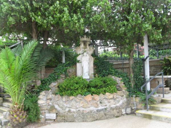 Gardens near Catacombs