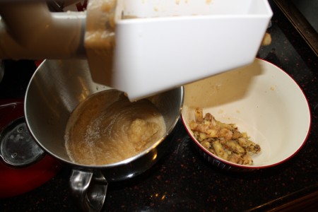 Kitchenaid Food Mill Separating Applesauce from Cores/Stems/Peels